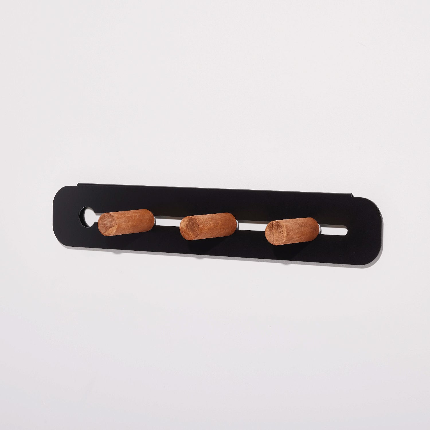 Coat and outdoor accessories wall mount storage
